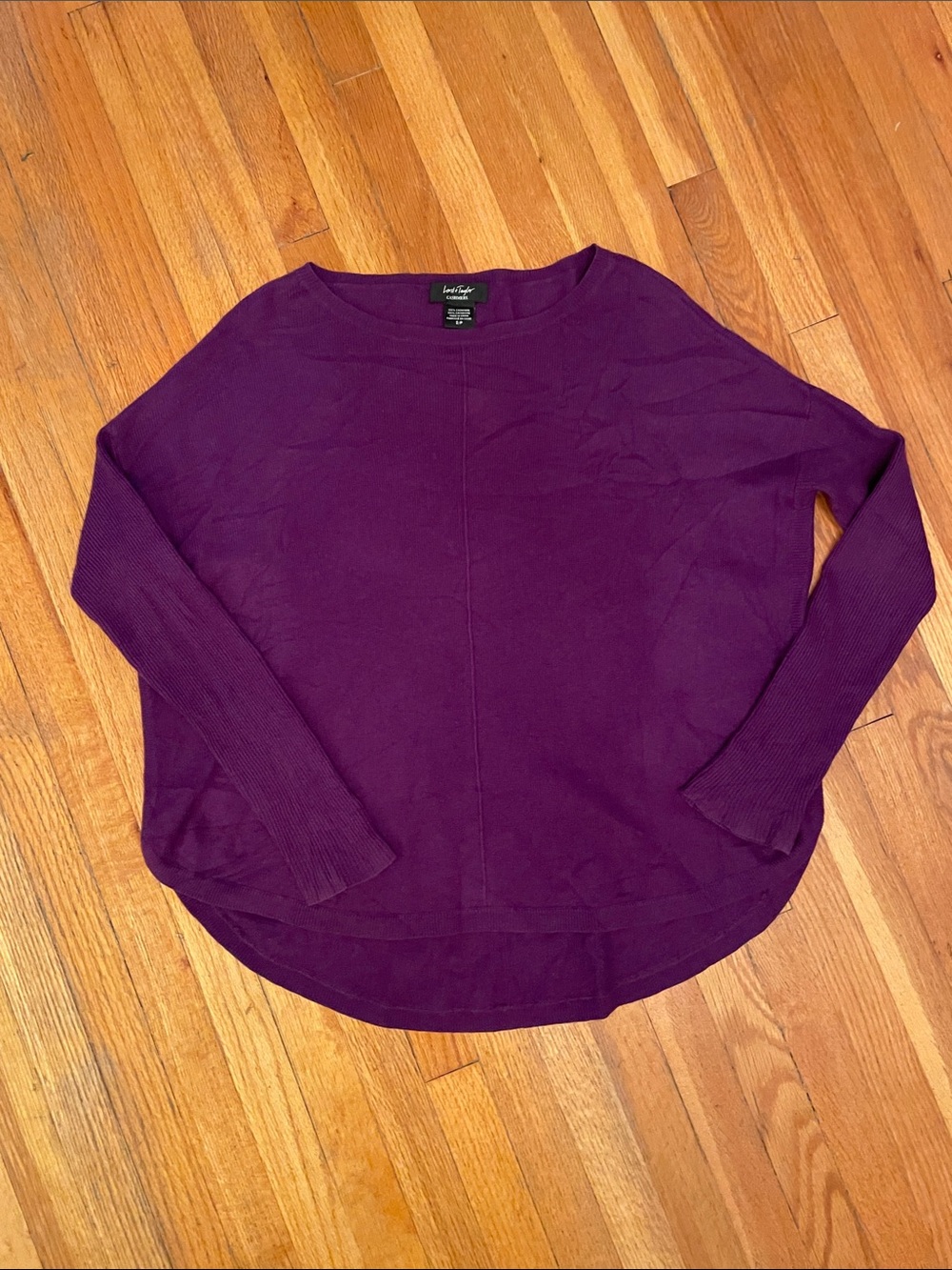 LORD & TAYLOR CASHMERE Women's Deep Purple Lightweight Old Money Knit Pullover